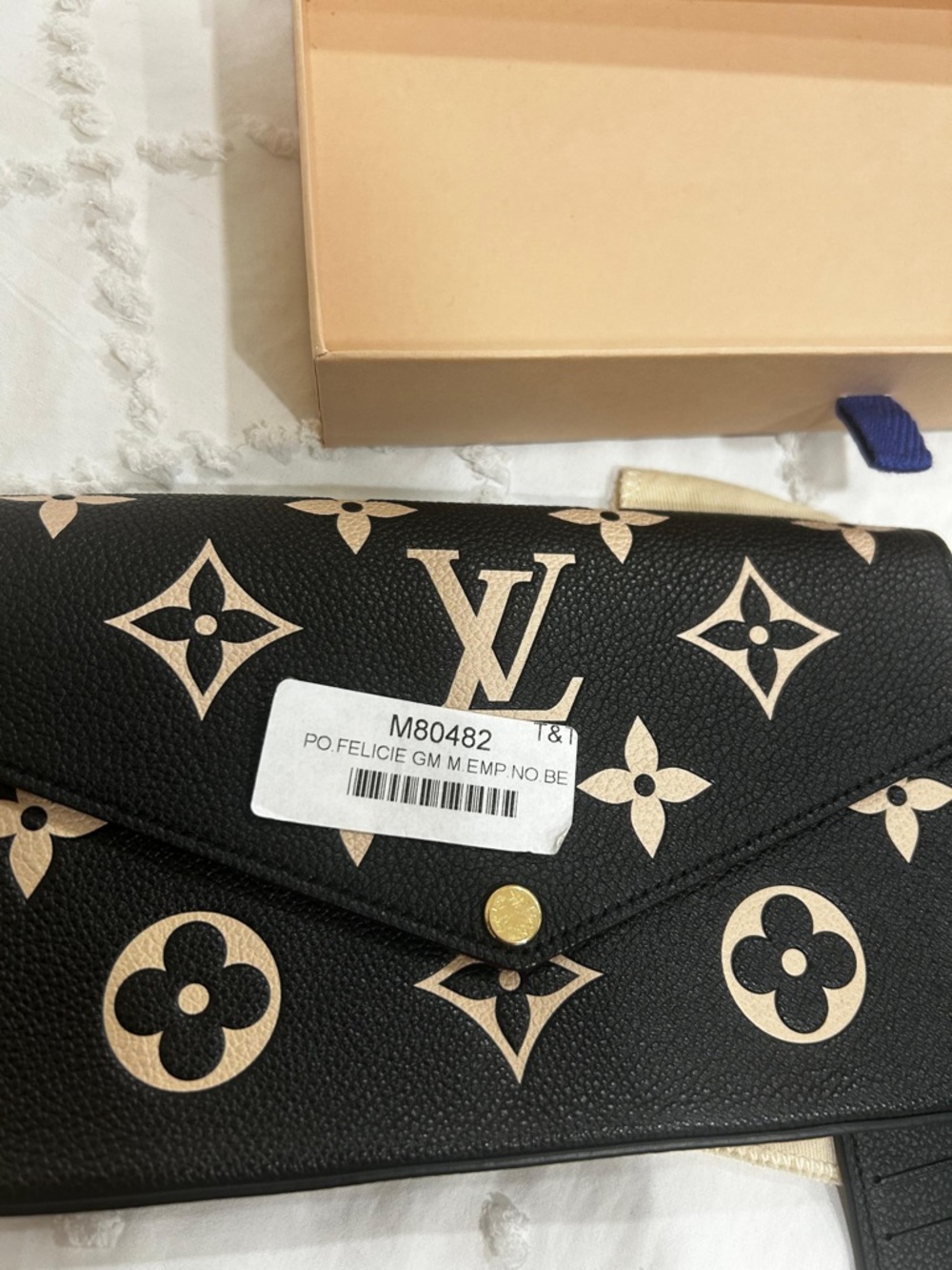 Louis Vuitton Black & Beige Monogram Chain Wallet Crossbody - Picture 10 of 10